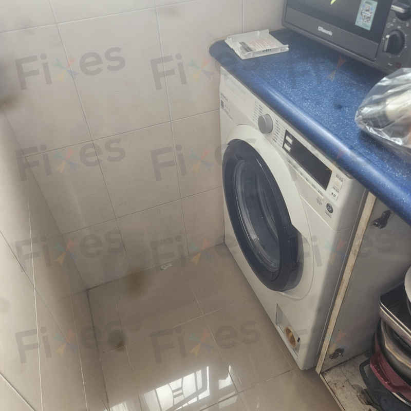 C02故障碼一出就不排水？這部Hitachi BD系列洗衣機現場拆檢才看見關鍵異物 🧵