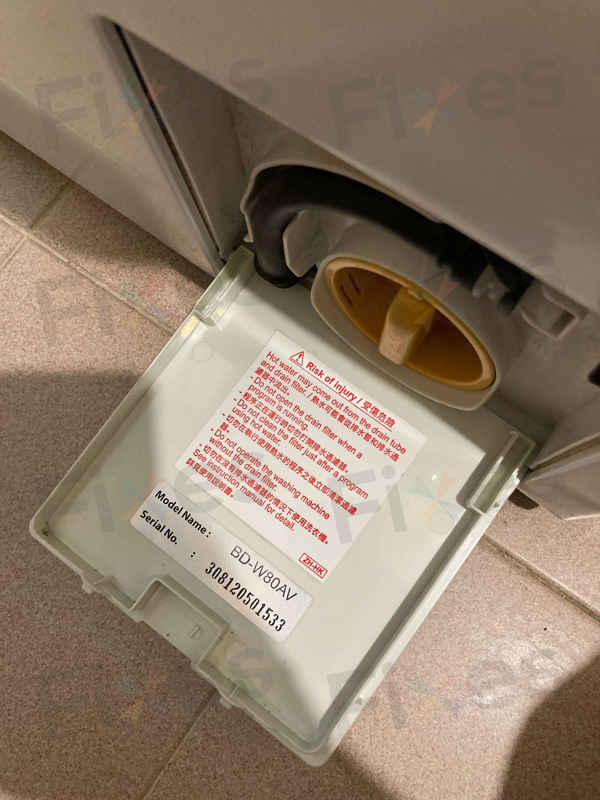 出現故障碼C02，即場更換排水泵👷‍♂️Hitachi日立前置式洗衣機 BDW80AV