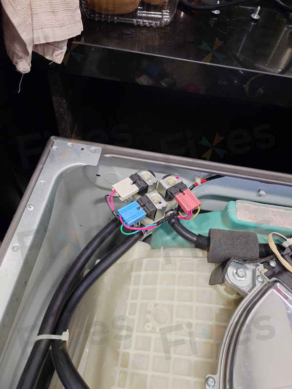 乾衣有風無熱？這部Sharp ESWD系列洗衣機C07故障碼背後的隱藏問題 🌡️