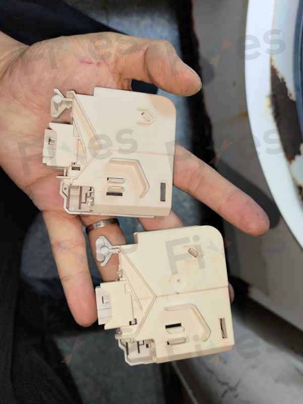 日立BDW系列洗衣機的門鎖掣更換實錄：從C08故障到完美運作 ⚡