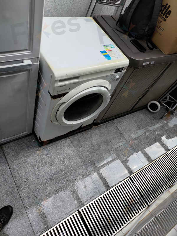 日立BDW系列洗衣機的門鎖掣更換實錄：從C08故障到完美運作 ⚡