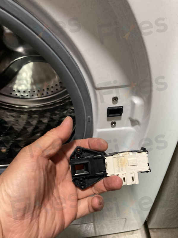 出現故障碼DC，門鎖問題😓Samsung三星前置式洗衣機 WW80K5210VW/SH