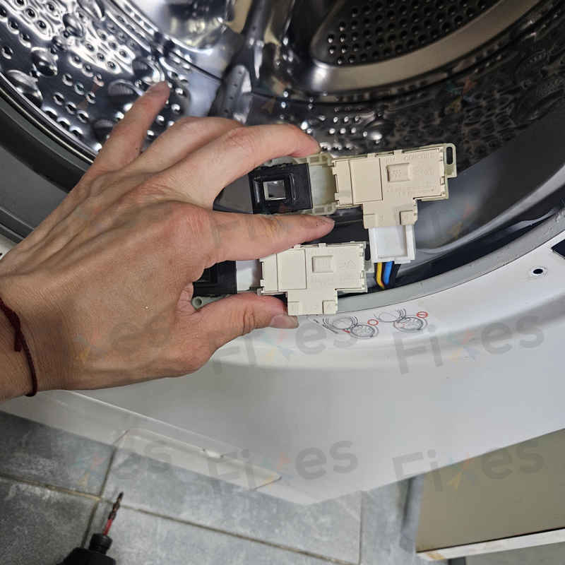 這部LG WFN系列洗衣機突然顯示dE無法鎖門，客戶如何重拾洗衣節奏？🔑