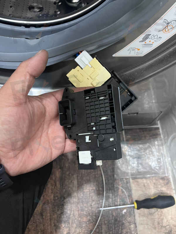 出現故障碼DE2😓LG前置式洗衣機 F12085V3V