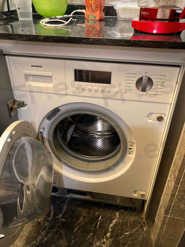 嵌入式洗衣機的隱藏危機：看這部GAGGENAU如何解決E01錯誤 🚰