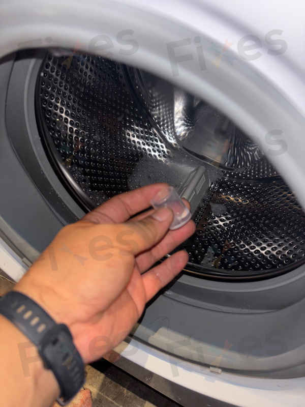 好奇心惹禍！這部GAGGENAU WD系列洗衣機E01故障碼背後的膠蓋實驗 🤔
