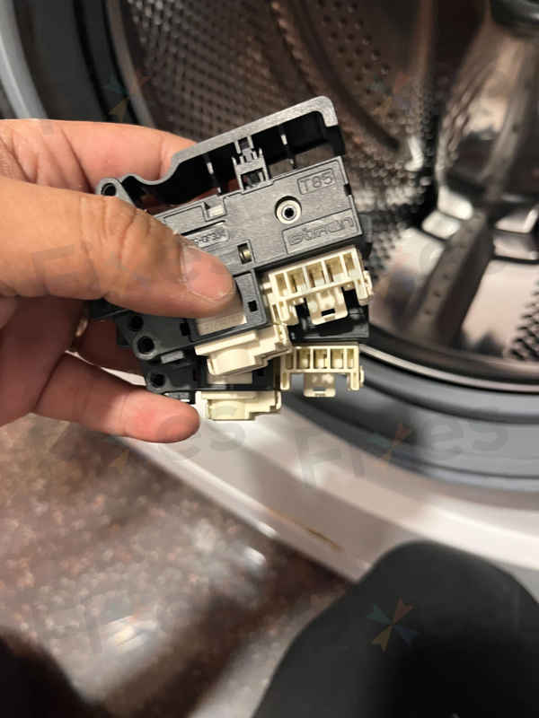 出現故障碼E01😵Panasonic樂聲牌前置式洗衣機 NA106VC6