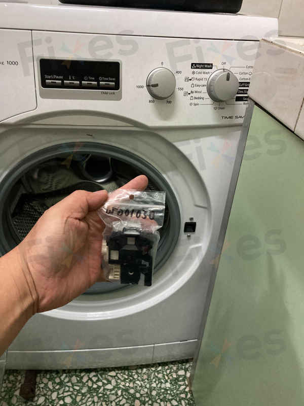 出現故障碼E01🔓Panasonic樂聲牌前置式洗衣機 NA106VC7
