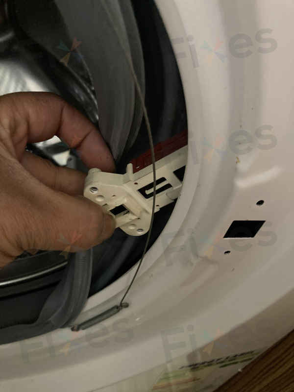 樂信洗衣機顯示E01故障碼?看看這位客戶如何解決 🚀