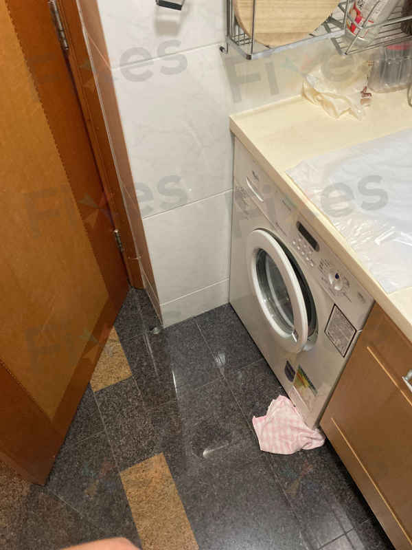 惠而浦洗衣機E02故障碼加上門把手斷裂,這對老夫婦如何解決?🏡