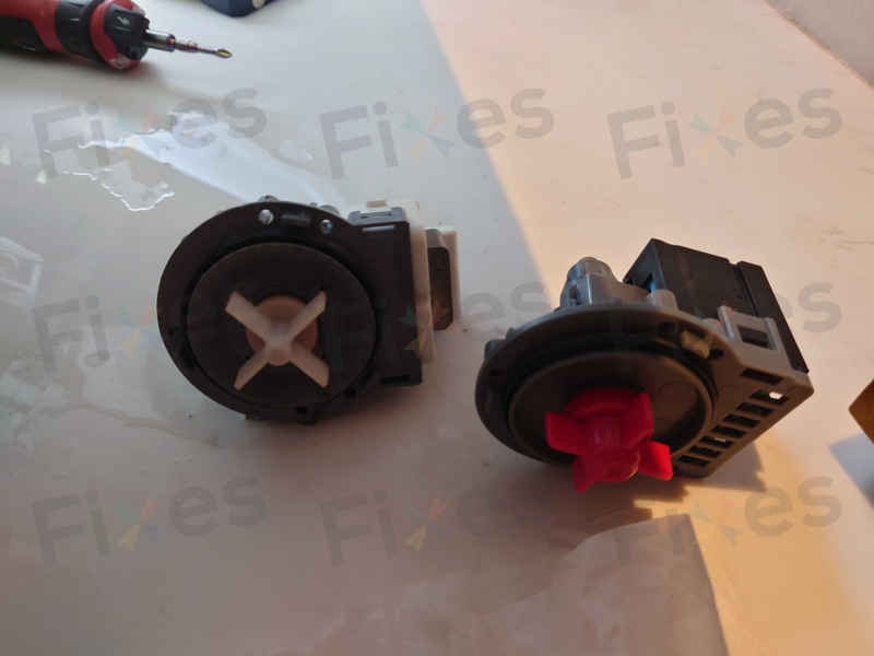 這部Candy洗衣機出現E03、E20故障碼，竟是因為排水喉的隱藏問題 🔍