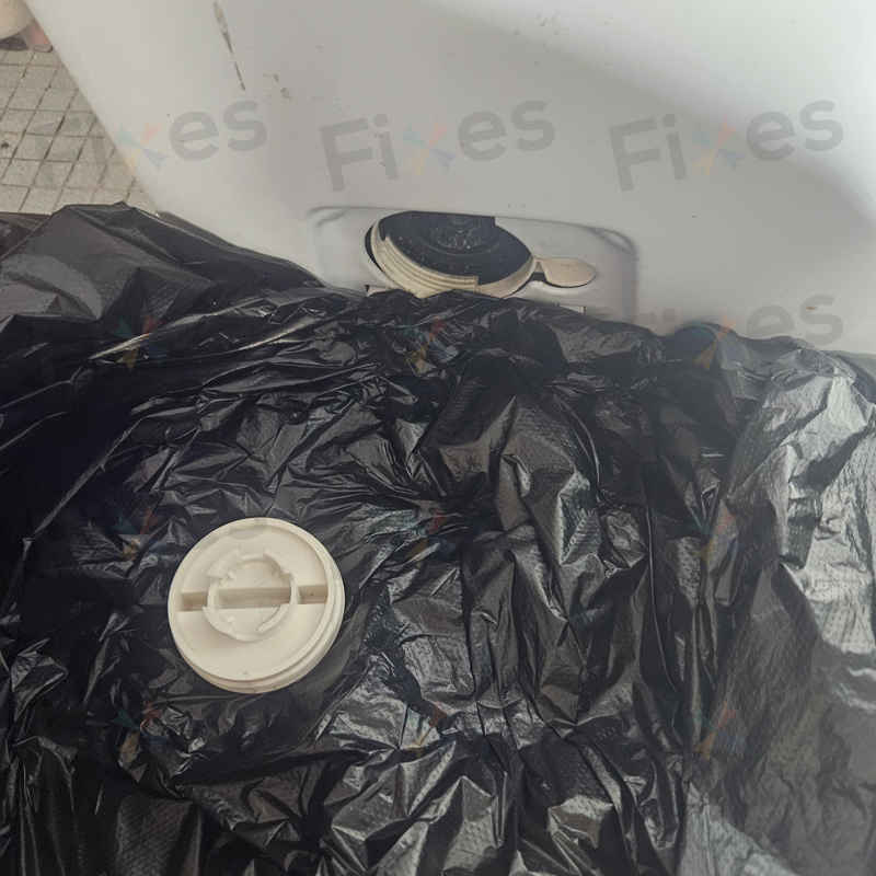 這部Candy GVS系列洗衣機E03排水失靈,銀仔卡住才知禍首 🪙