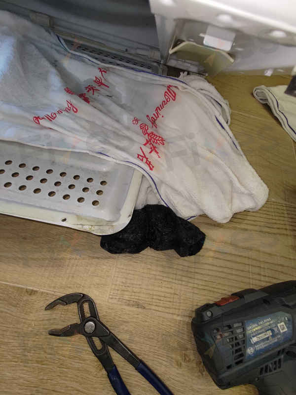 襪子大逃亡：Panasonic洗衣機E03故障碼背後的真相 🚽