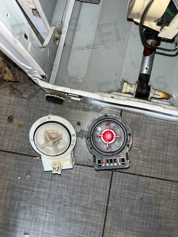 這部Panasonic NA系列洗衣機E03故障碼突然報警，竟是排水泵老化惹禍 🔍