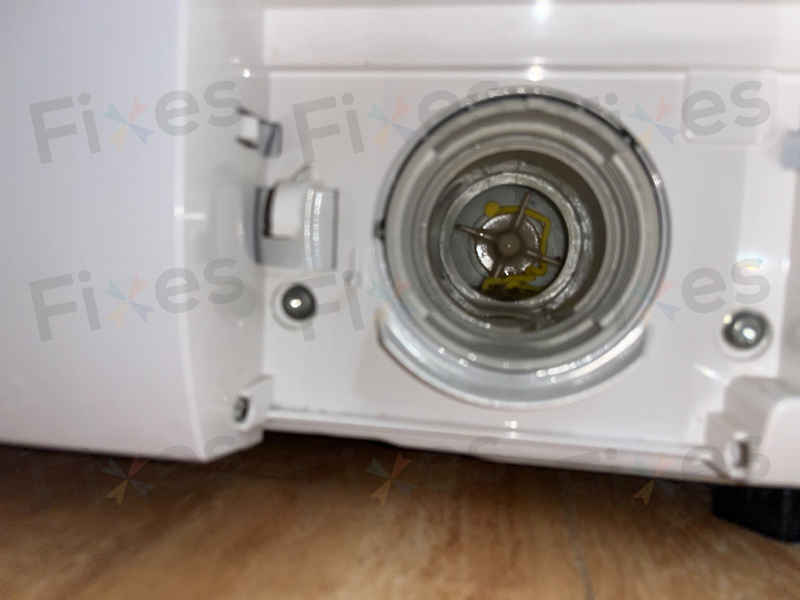 門鎖打不開又顯示E03?這部Panasonic NA系列洗衣機的排水救援實例 🌊