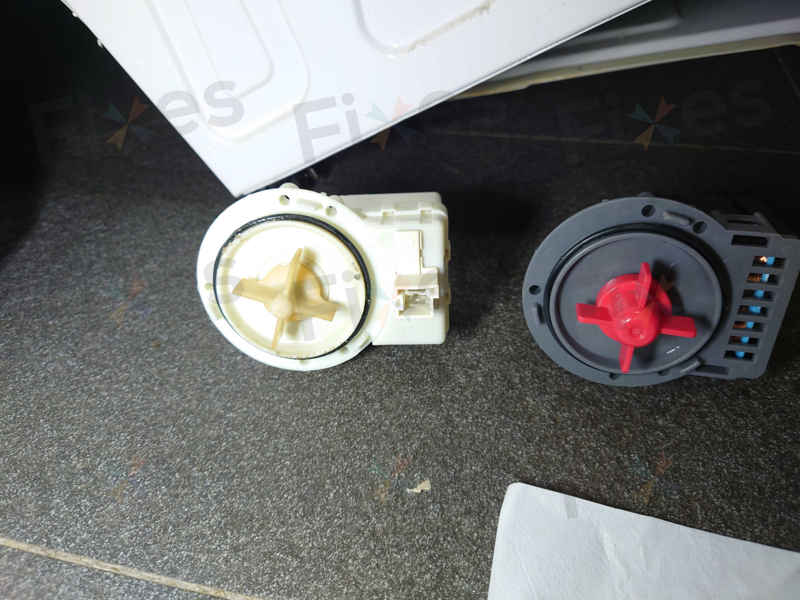 這部Panasonic NA系列洗衣機遭E03故障困擾：從誤入鎖匙到排水泵老化全檢查 🔍