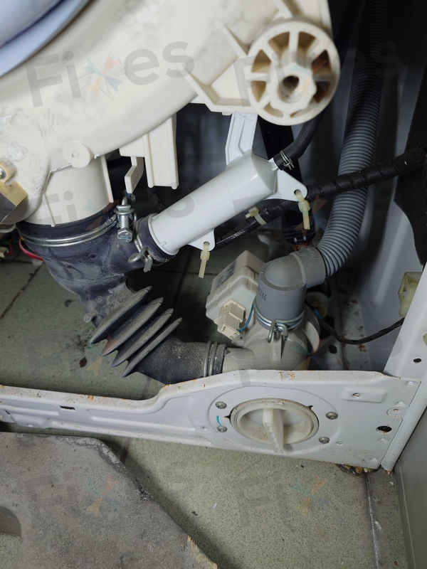 停產機種也能救回來 🔧 這部Panasonic NA系列洗衣機排水堵塞維修實錄