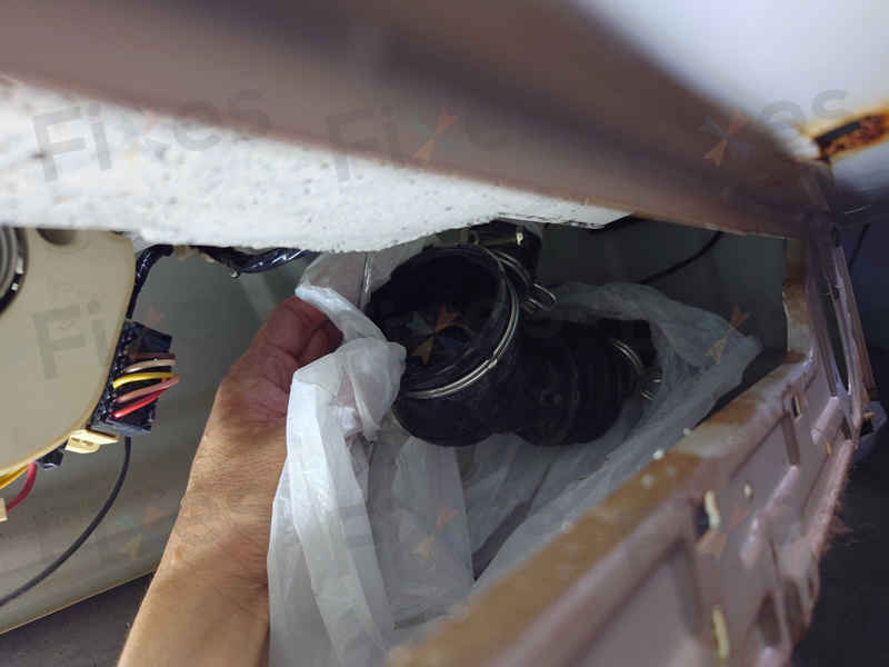 這部Panasonic NA系列洗衣機E03排水緩慢?師傅現場診斷找出吸色紙元兇🎯
