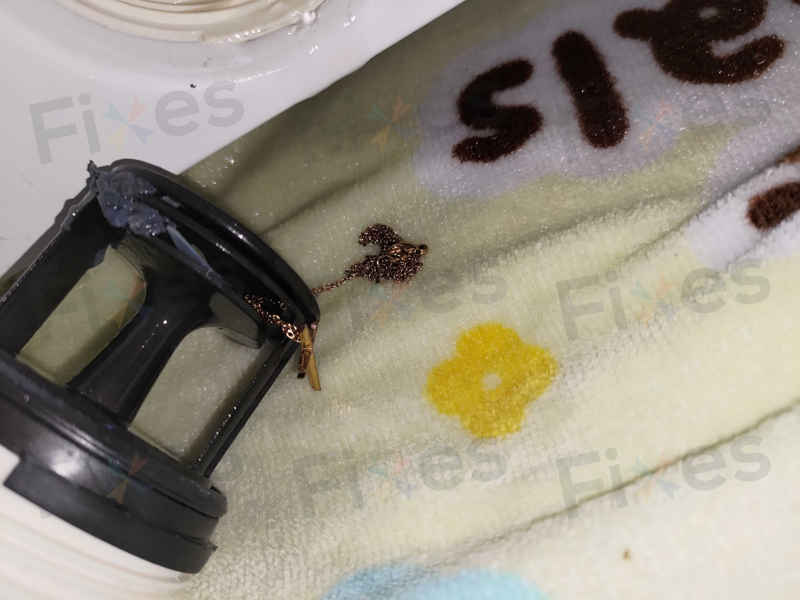 洗衣機卡鍊驚喜發現？Philco PAS系列洗衣機E03排水故障究竟怎麼搞的🤔