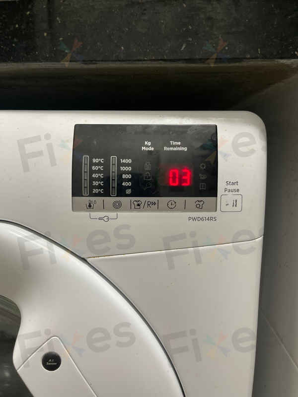 洗衣機變身「儲錢罐」？40枚硬幣卡住的驚人發現 💰