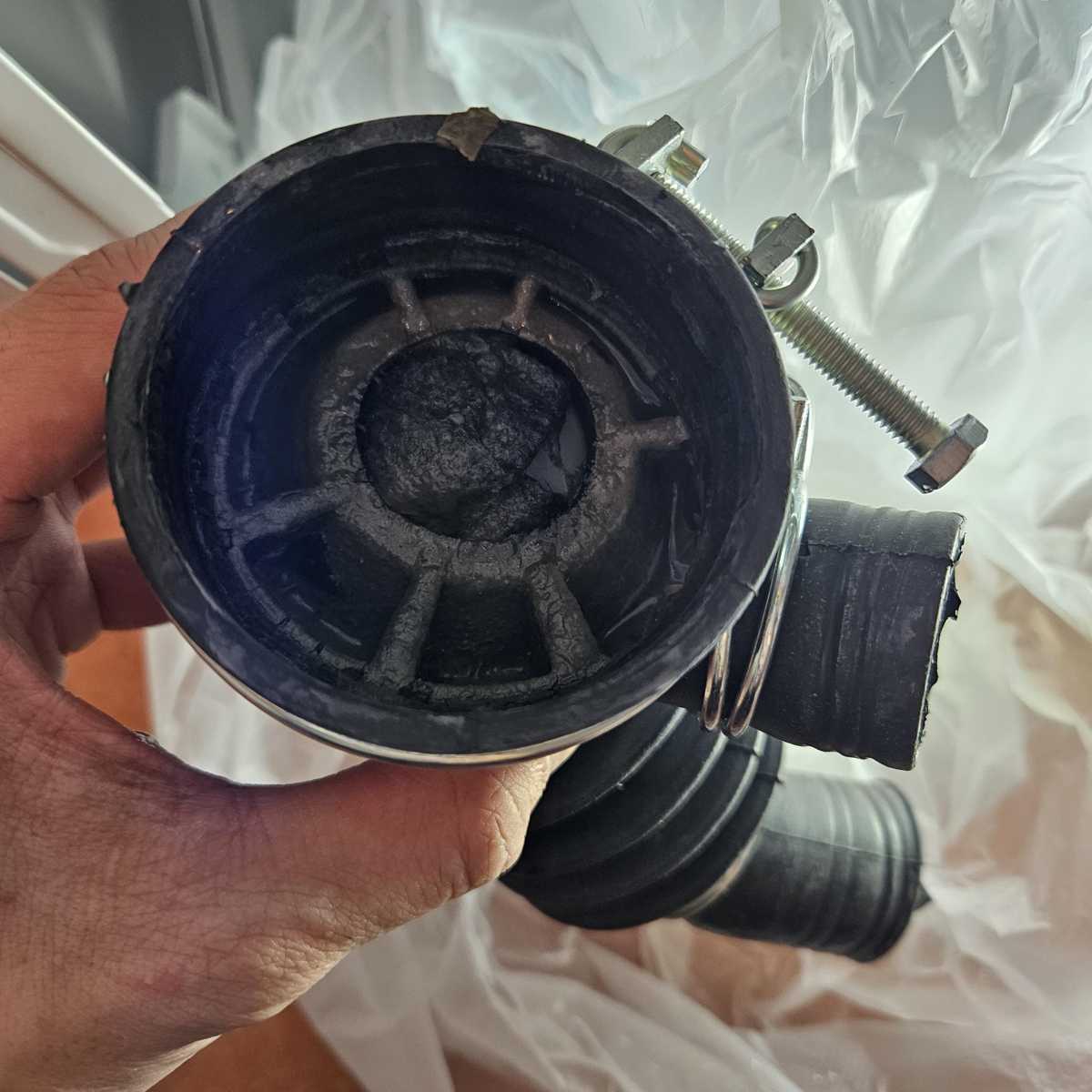 吸色紙堵塞導致這部Philco PV系列洗衣機E03故障碼?師傅深度檢查揭密 🔍