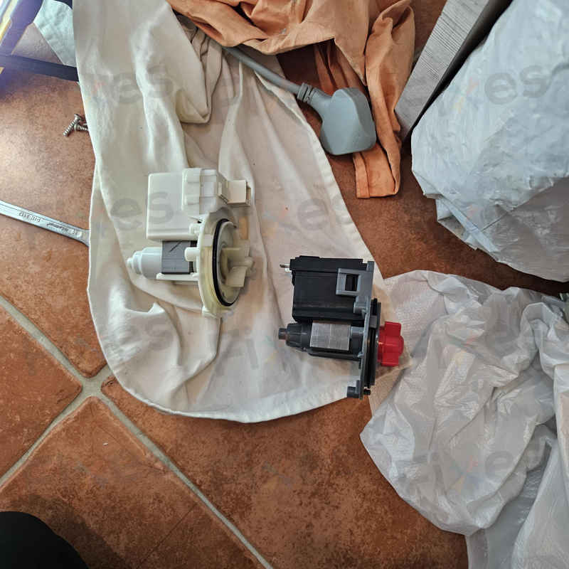 吸色紙堵塞導致這部Philco PV系列洗衣機E03故障碼?師傅深度檢查揭密 🔍