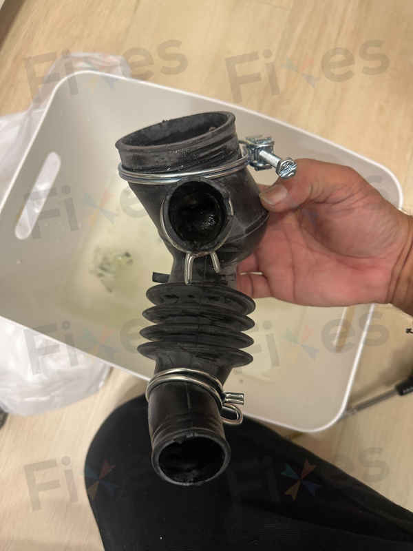 出現故障碼E03,排水慢😓Panasonic樂聲牌前置式洗衣機 NA106VC7