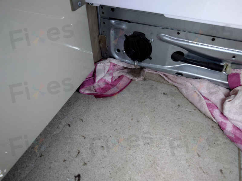 洗衣機門鎖死又積水？師傅拆解這部Gorenje WDI系列洗衣機E06排水堵塞全過程 🔍