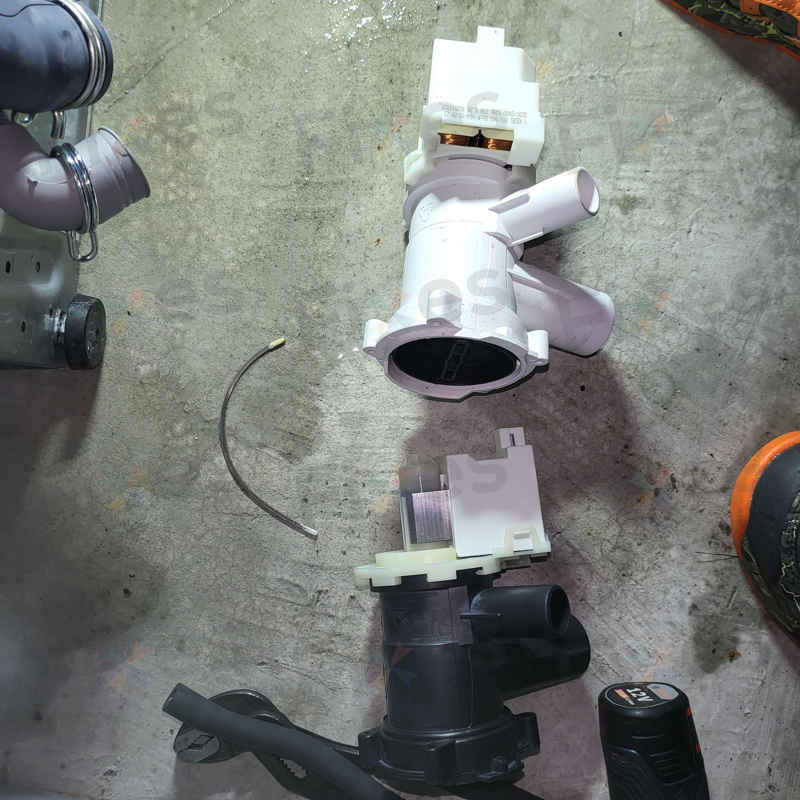 出現故障碼E06💡Siemens西門子前置式洗衣機 WD14D361HK/03