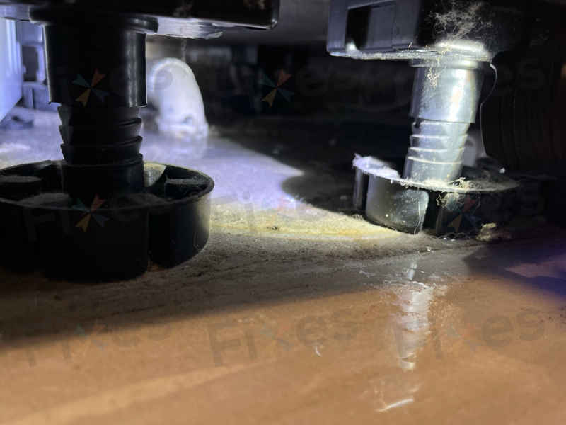 一張吸色紙卡住排水出口，這部西門子WD系列洗衣機E06故障如何快速解圍💧