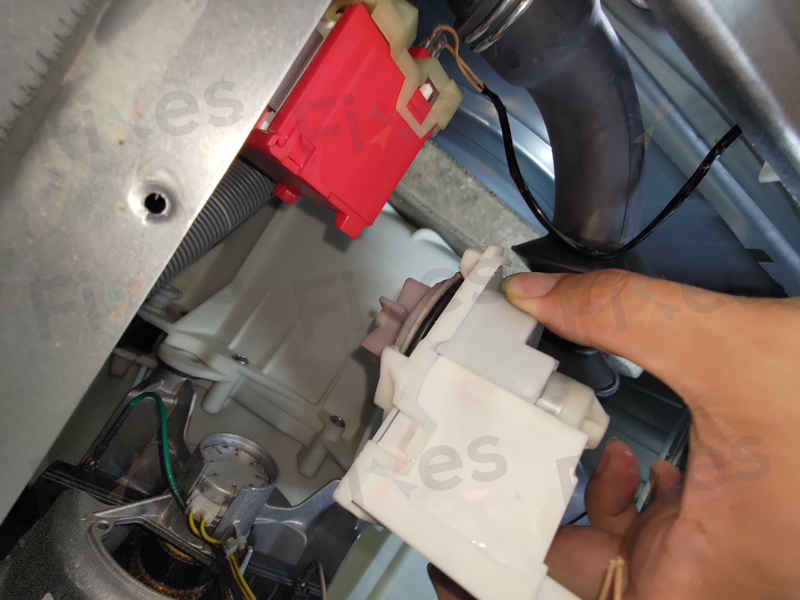 出現故障碼E06🔧Siemens西門子前置式洗衣機 WD14D366HK/03