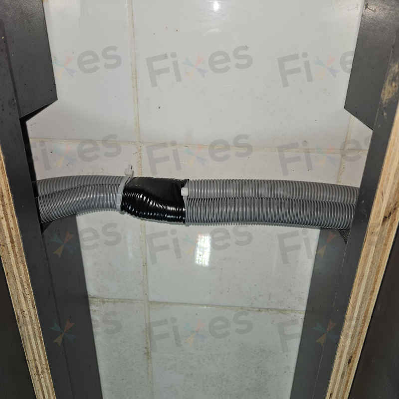這部西門子洗衣機E06故障碼深度分析：排水喉長期受壓變形的維修實錄 📋