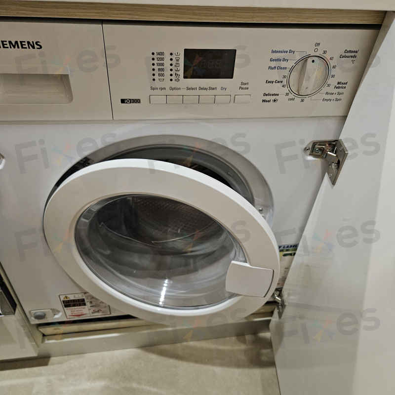 這部西門子WK系列洗衣機E06故障碼揭秘：排水喉淤塞的「啤水」清理實錄 🚿