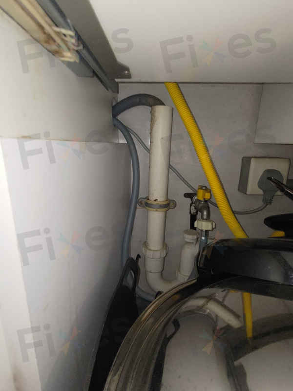 每日洗衣9年後的代價：這部惠而浦AWF系列洗衣機E08故障碼與碳刷磨損的關係 🧺