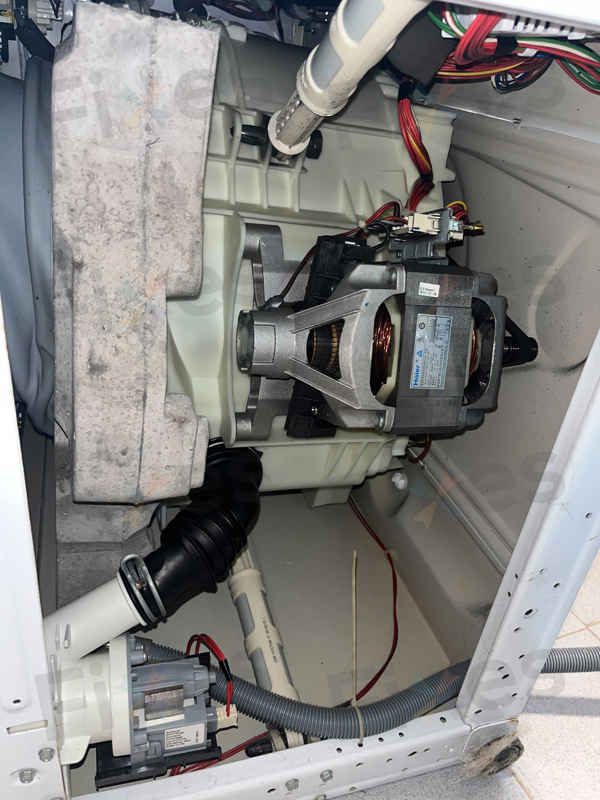 出現故障碼E08⚠️Whirlpool惠而浦前置式洗衣機 AWF6412S