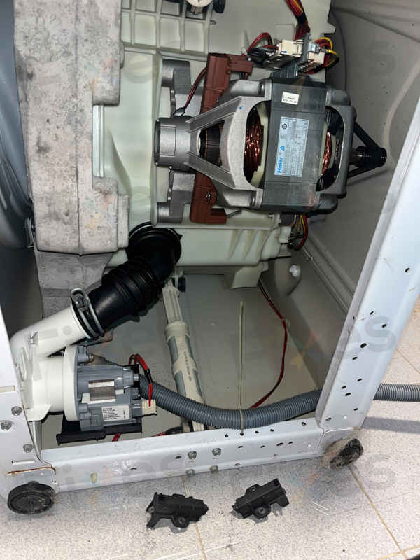 出現故障碼E08⚠️Whirlpool惠而浦前置式洗衣機 AWF6412S