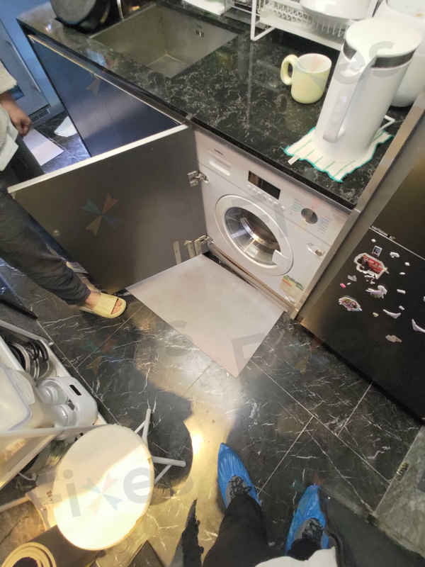 用了六年的GAGGENAU WD系列洗衣機滾筒突然不轉？師傅拆開摩打找到答案 🔍