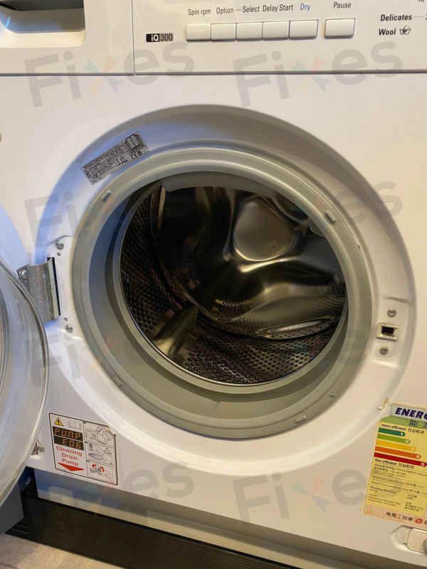 出現故障碼E11,換摩打碳刷🔍Siemens西門子二合一洗衣乾衣機 WK14D320GB/07