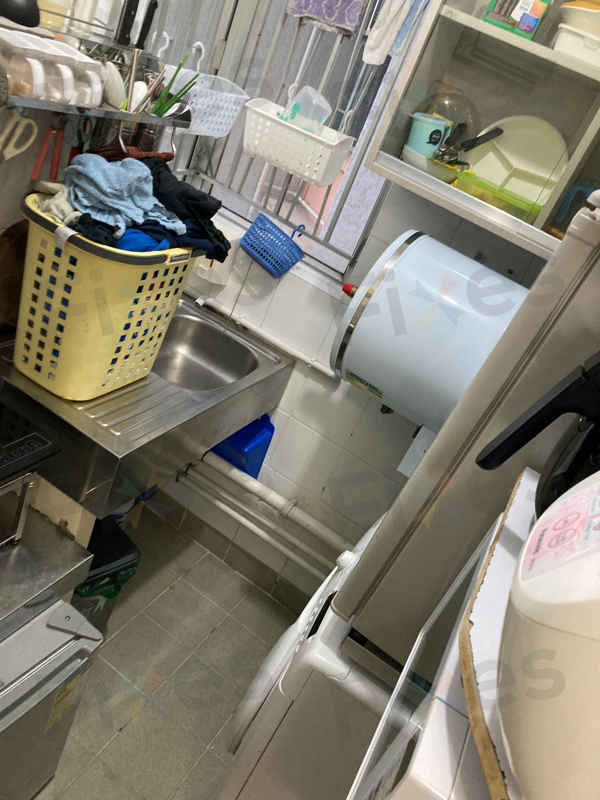 這部惠而浦洗衣機的E11故障,在狹小廚房中獲得解決 🔍