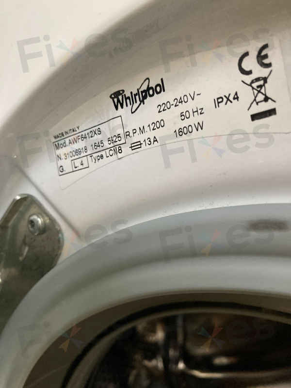 這部惠而浦洗衣機的E11故障,在狹小廚房中獲得解決 🔍