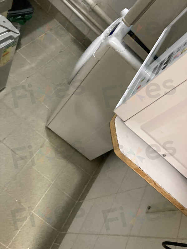 這部惠而浦洗衣機的E11故障,在狹小廚房中獲得解決 🔍