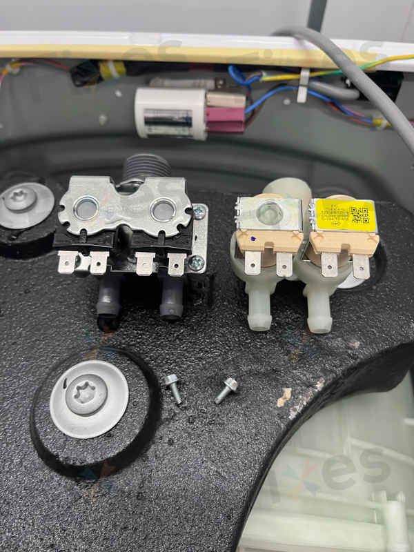 出現故障碼E11😵Whirlpool惠而浦前置式洗衣機 FRAL80211
