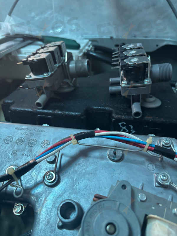 這部惠而浦WRAL系列洗衣機E11故障後，師傅的水壓調整秘訣💡