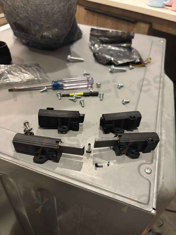 3大現場關鍵步驟：同日解決這部Bosch WKD系列洗衣機E12故障🛠️