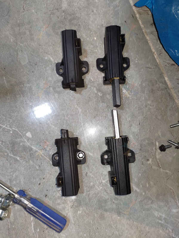 摩打碳刷耗盡引發E12故障,這部西門子洗衣機如何起死回生?🔧