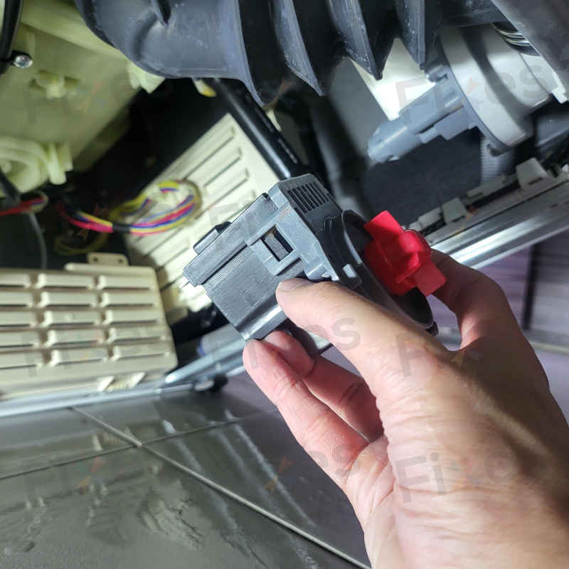 出現故障碼E12,無法順利排水 🛠️ Whirlpool惠而浦前置式洗衣機 WRAL85411