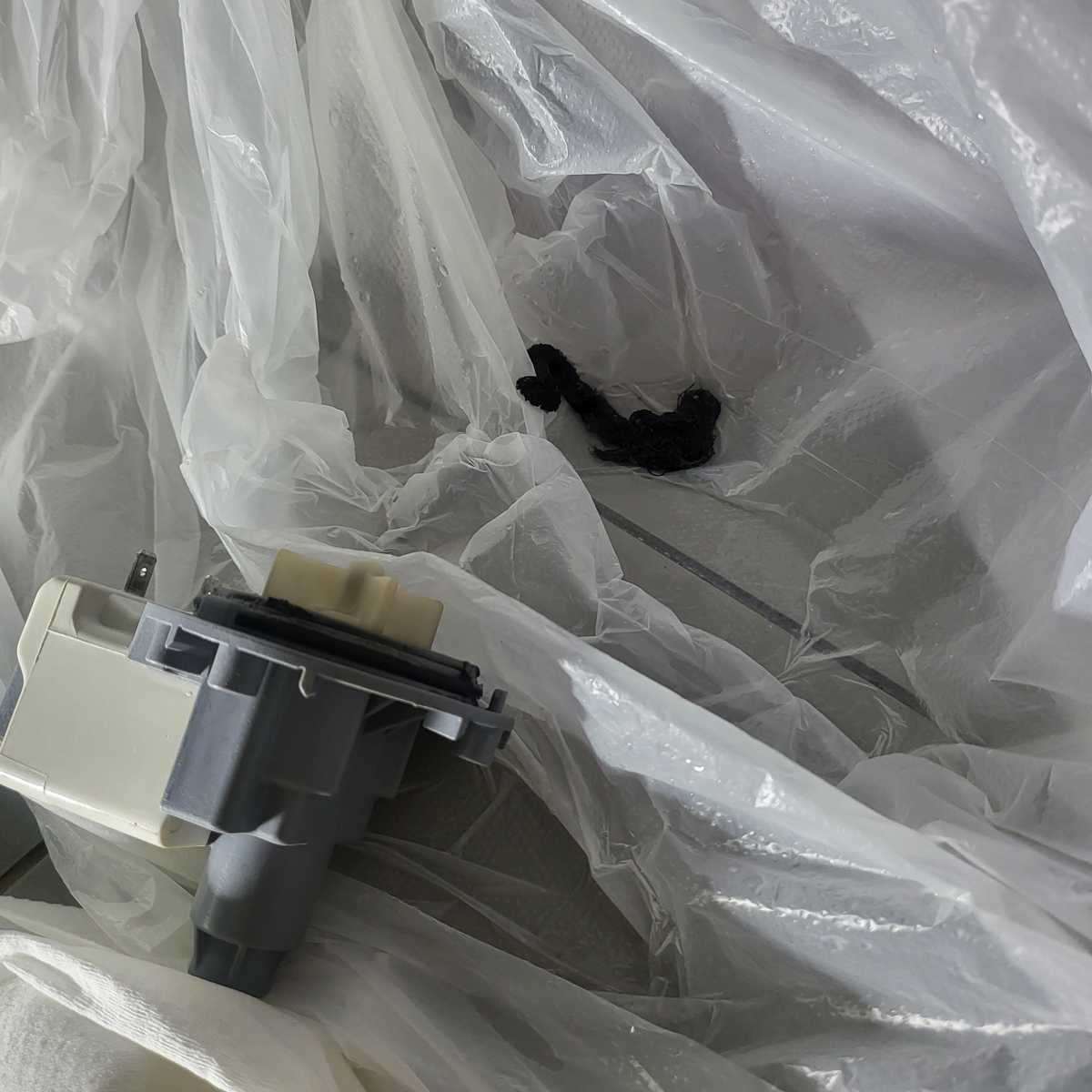 出現故障碼E12,無法順利排水 🛠️ Whirlpool惠而浦前置式洗衣機 WRAL85411