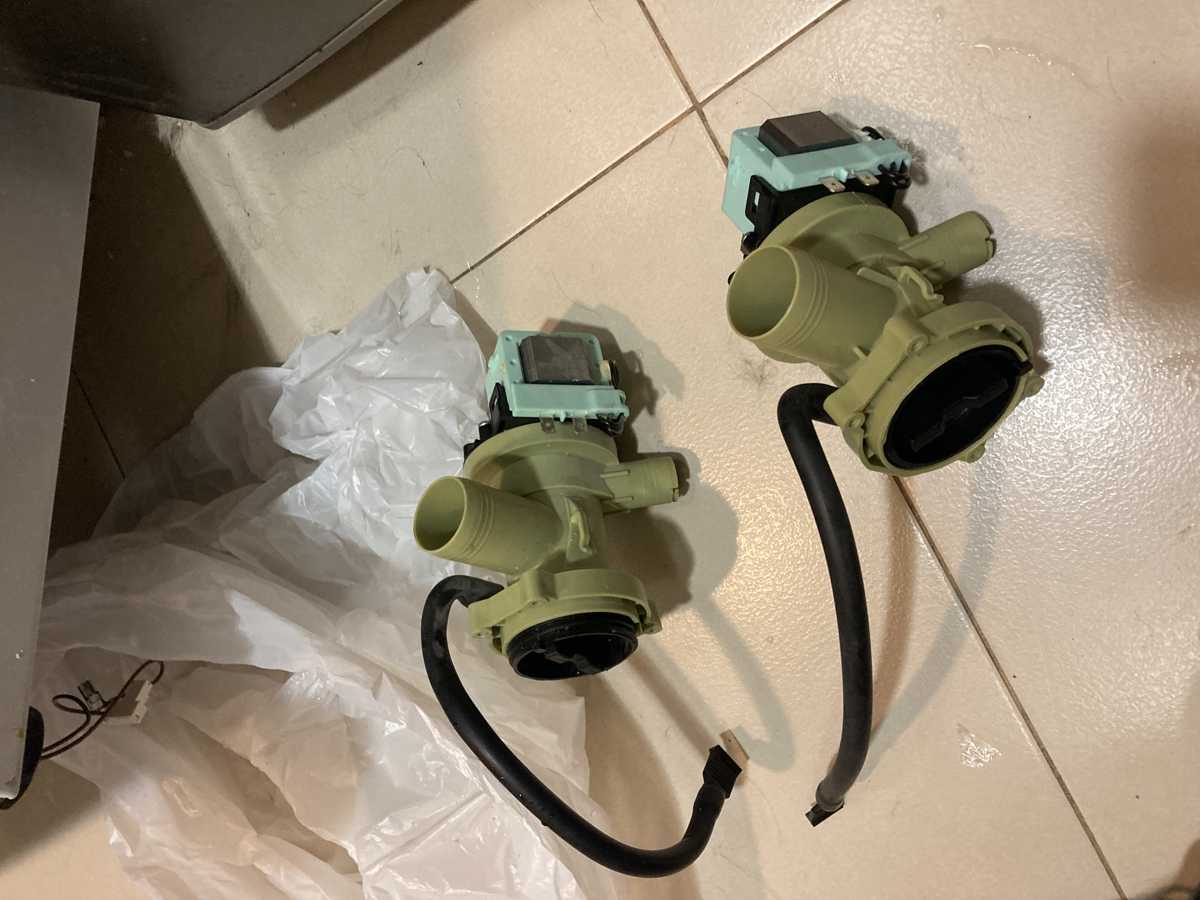 出現故障碼E12，機內有水排不走😵Whirlpool惠而浦二合一洗衣乾衣機 WRAL85411
