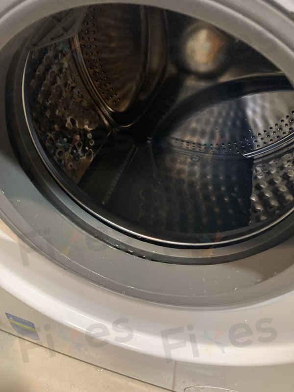 出現故障碼E12，機內有水排不走😵Whirlpool惠而浦二合一洗衣乾衣機 WRAL85411