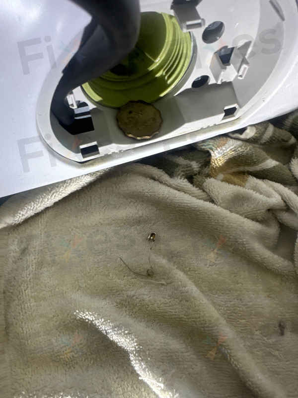出現故障碼E12,無法正常排水💧Whirlpool惠而浦前置式洗衣機 FRAL80111